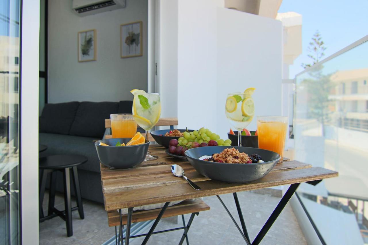 Phaedrus Living Seaside Luxury Flat Athina 113 Apartment Paphos Exterior photo